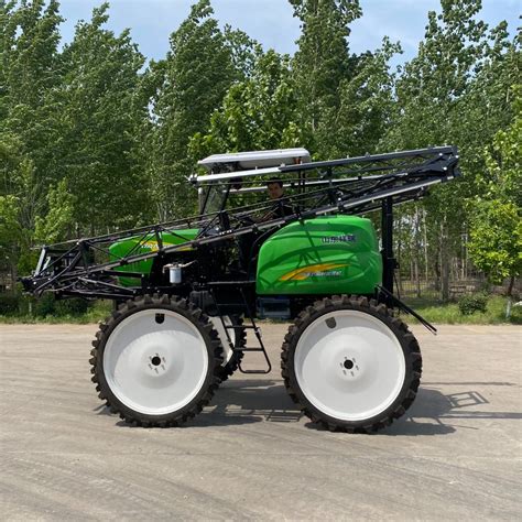 18m 50HP 1000L Self Propelled Boom Sprayer With CE ISO9001 For Paddy