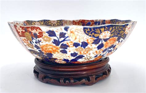 19th Century Japanese Fukagawa Koransha Imari Bowl 11 1 2 Inch Diameter