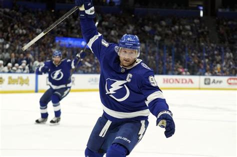 Bolts Stay Alive With Ot Win Over Toronto The Tampa Bay 100