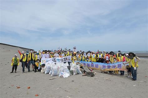 台數科集團認養嘉義南堤海岸 連續兩年參與淨灘 用行動愛台灣 商情 工商時報