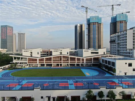 Shenzhen Experimental Guangming School By Shenzhen Tongjiren