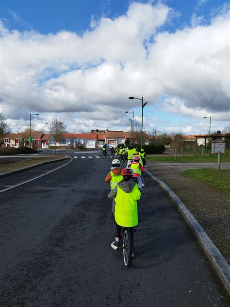 Ecole Primaire Publique Astrolabe LE PALLET Sortie vélo pour les CM