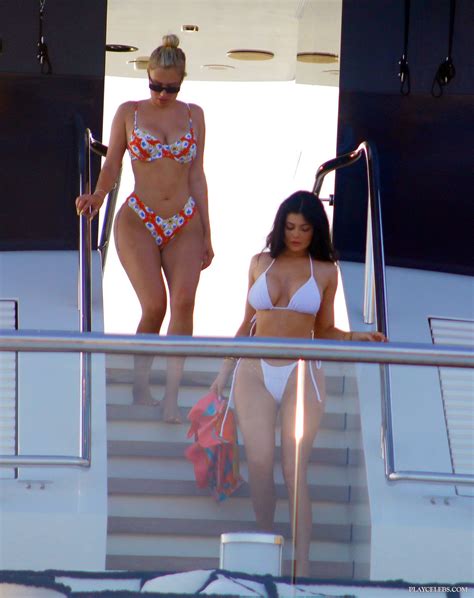 Kylie Jenner Nude And Thong Bikini Photos Playcelebs Net