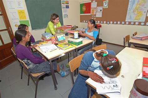 Governo Vai Atribuir Bolsas De Estudo A Jovens Ciganos No Ensino Secund Rio