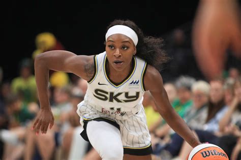 WNBA Chicago Skys Dana Evans Is Sixth Player Of The Year Favorite