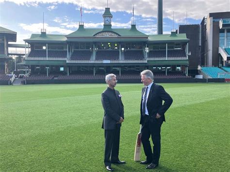 Iᴍaʀʏᴀɴ18 On Twitter Aussie Legend Steve Waugh With Signed Bat Of