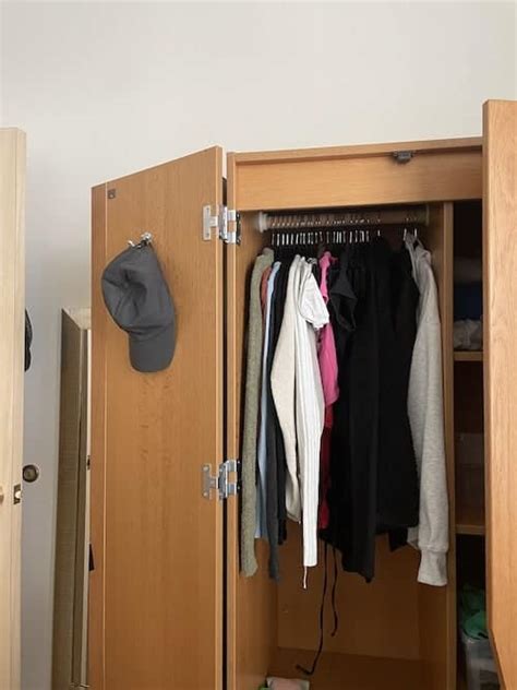 Dorm Room Storage: 30 Ideas to Organize a Small Space