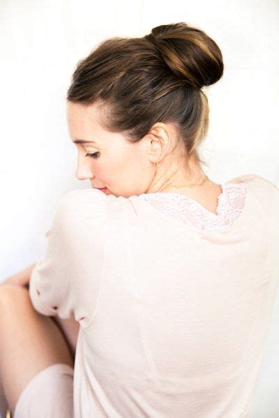 12 Easy Office Updos Buns Chignons And More For Busy For Professionals Christmas Party