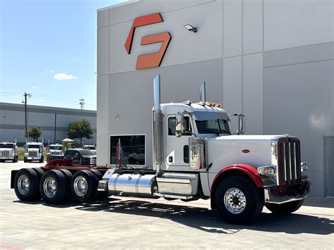 2019 Peterbilt 389 - Forge Truck Centers