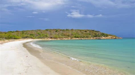 11 Best Cabo Rojo Beaches (By a Puerto Rico Local)