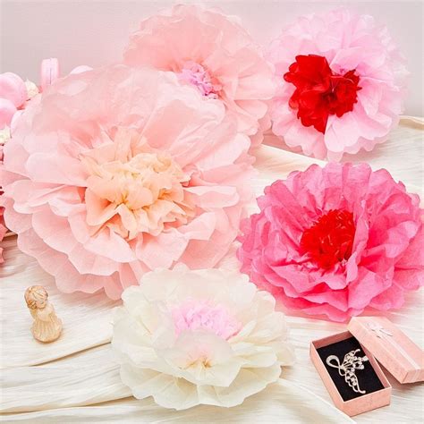 Wholesale Bulk Tissue Pom Poms Flower Pompoms Sunbeauty