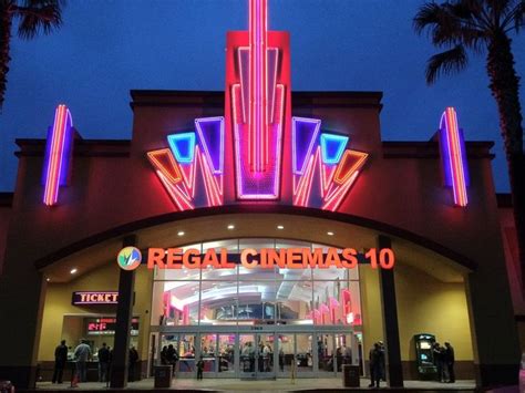 Regal Cinemas Modesto 10 Photos