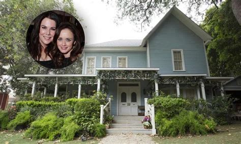 Is the 'Gilmore Girls' House Real? Lorelai And Rory’s Cozy Stars Hollow Home