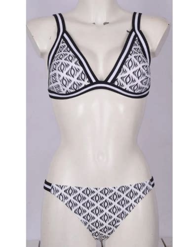 Products Tagged With Kom Koma Bikini Mark Ha