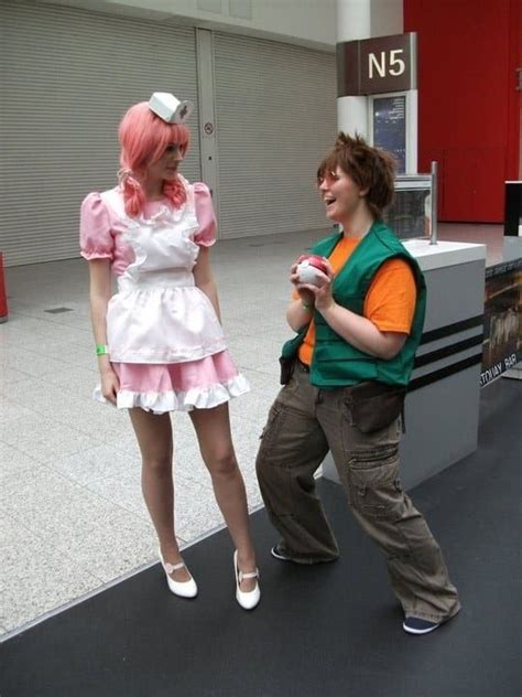 25 Couples' Costumes Inspired By Cartoons | Cute couple halloween ...