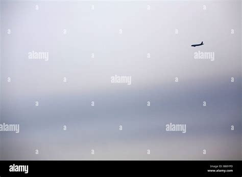 KC 135 Stratotanker (refueling plane) coming into land in Pittsburgh ...