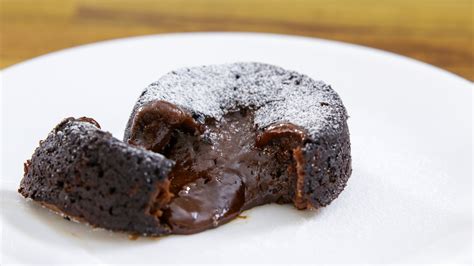 Easy Chocolate Fondant Recipe - The Cooking Foodie