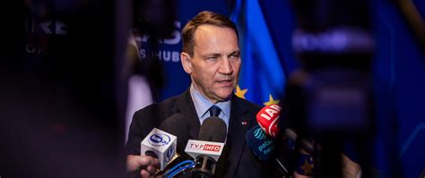 Minister Rados Aw Sikorski Na Wiatowym Forum Ekonomicznym W Davos