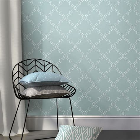 Wallpops Quatrefoil Blue Peel And Stick Wallpaper L 5500mm W 520mm Departments Diy At Bandq