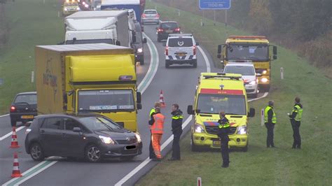 Automobilist Raakt Gewond Bij Aanrijding Met Vrachtwagen Op N35 Bij