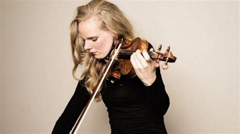 Simone Lamsma Review A Thoughtful Impeccable Performance