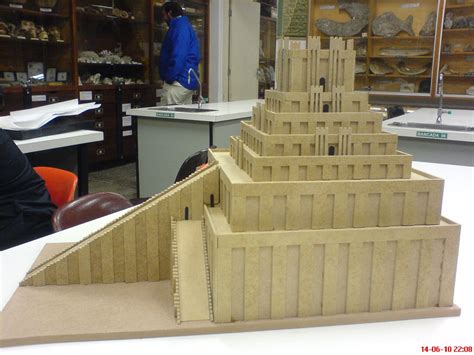 Zigurate Maquete - CRIAARQ: Maquetes