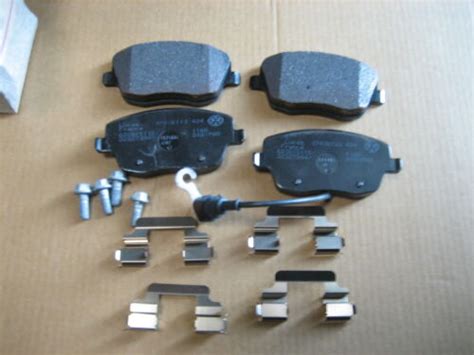 NEW GENUINE VW POLO FRONT BRAKE PADS SET 6Q0698151C NEW GENUINE VW PART