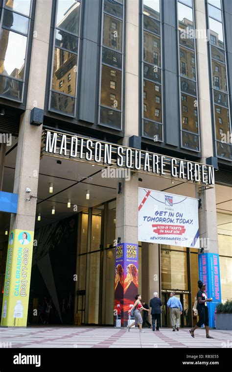 Exterior View Of Madison Square Garden On 7th Avenuemidtown Manhattan