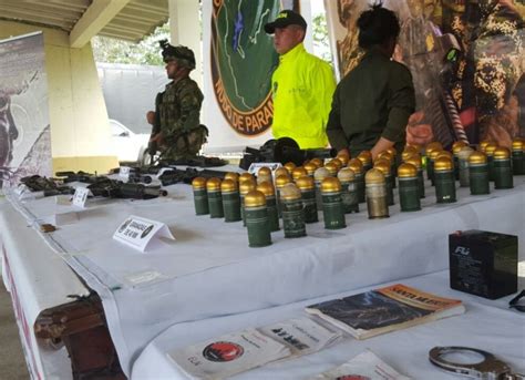 Dos Muertos Y Seis Capturas Luego De Combates Entre Ej Rcito Y Eln En