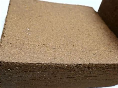 Square Low EC Cocopeat Brick Packaging Type Pallet At Rs 21 Kg In