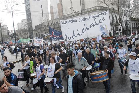 Paro Y Movilización A La Plata Asociación Judicial Bonaerense