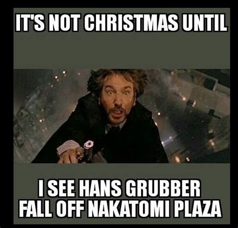 Pin By Audrey Freedman On Freakin Funny Haha Christmas Memes