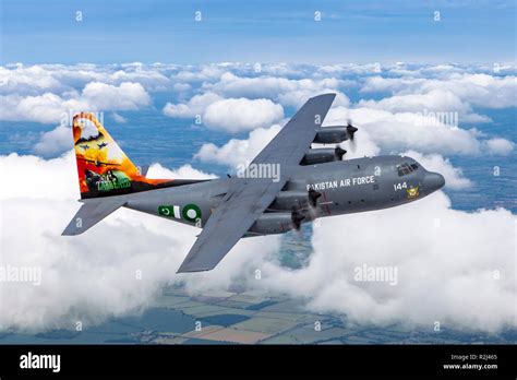 Pakistan Air Force C130 Hercules Hi Res Stock Photography And Images