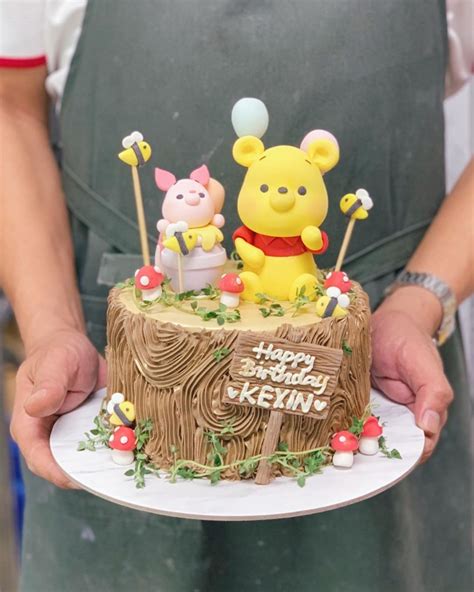 Winnie The Pooh Cakes In Singapore By 13 Local Bakers