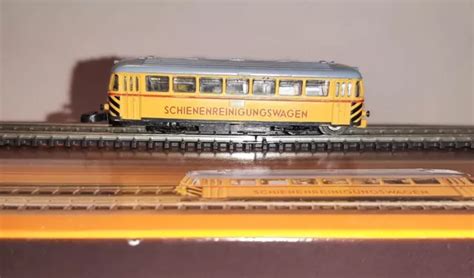 MÄrklin Z Gauge Rail Bus Track Cleaning Wagon 8802 £7000