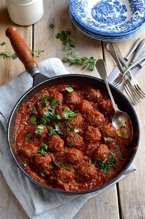 Spanish meatballs | Favourite family supper recipes