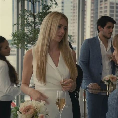 Roube o Look: Glow up de primeira dama de Willa em “Succession” | CLAUDIA