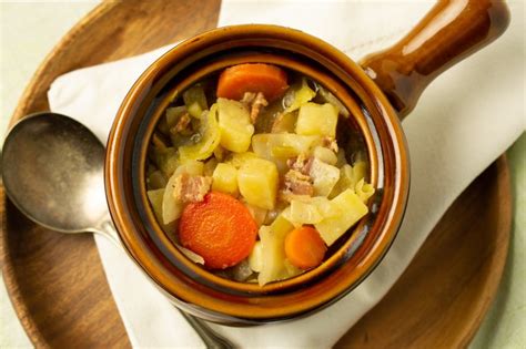 Irish Cabbage And Potato Soup Wendi S Aip Kitchen