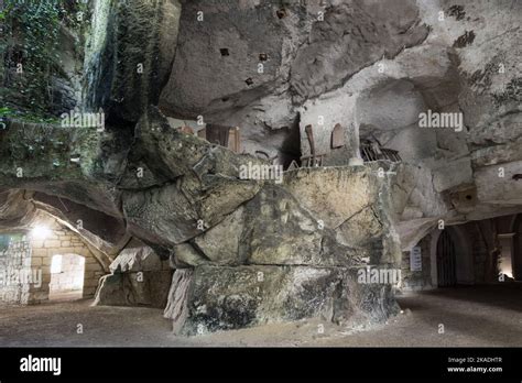 Loire valley troglodyte caves hi-res stock photography and images - Alamy