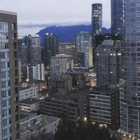 Book Century Plaza Hotel & Spa, Vancouver from $95/night - Hotels.com