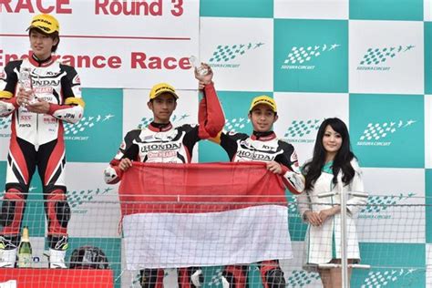 Bendera Indonesia Berkibar Di Suzuka Hour Asia Dream Endurance Race