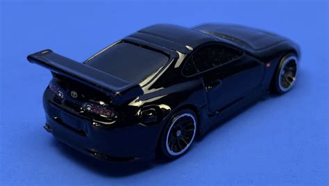 Hot Wheels Toyota Supra Fast And Furious за вигідною ціною в Retromagaz