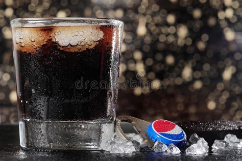 Cool Pepsi Drink With Ice Editorial Image Image Of Brown 175263495