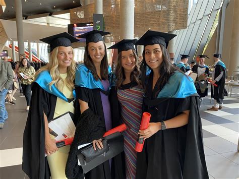 Swinburne University Graduation Picture Gallery Herald Sun