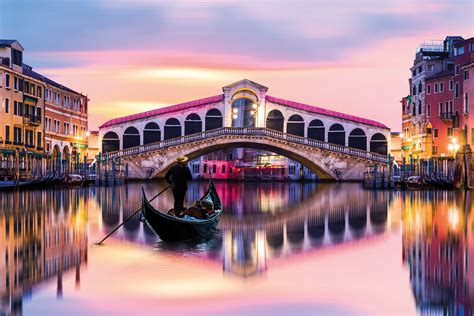 Cabins In Venice Italy