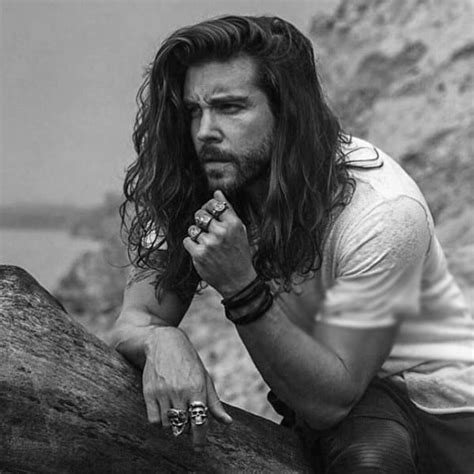 Surfer Hair For Men Beach Inspired Men S Hairstyles