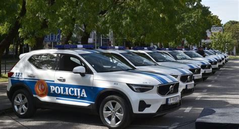 Stigla Nova Vozila Policije Aranovi Ve Inu Automobila Aljemo Na