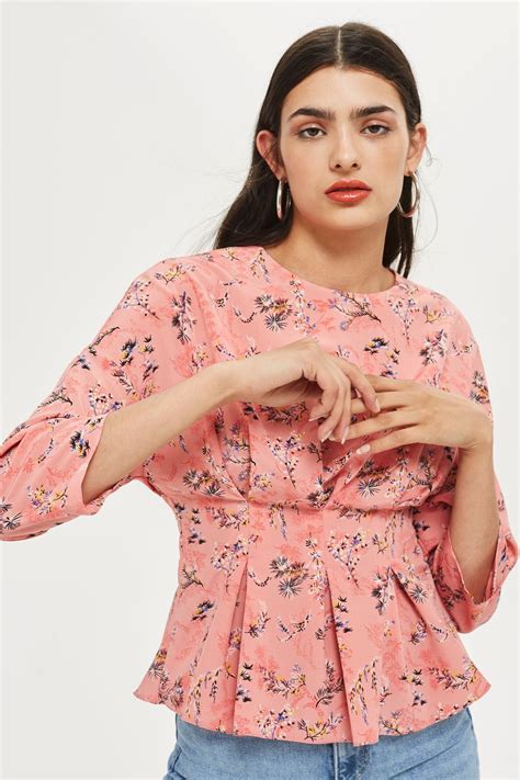 Ditsy Floral Tuck Waist Top New In Fashion New In Topshop