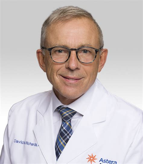 David A Richards Md