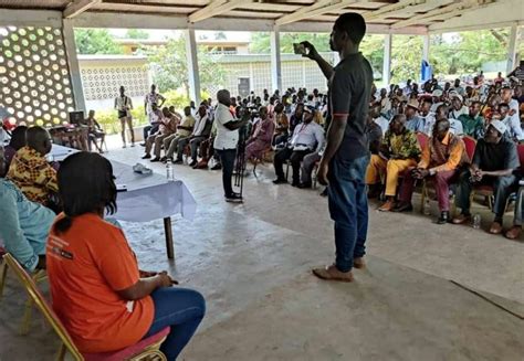 San Pedro Les Producteurs De Caf Cacao R Pondent L Appel De La